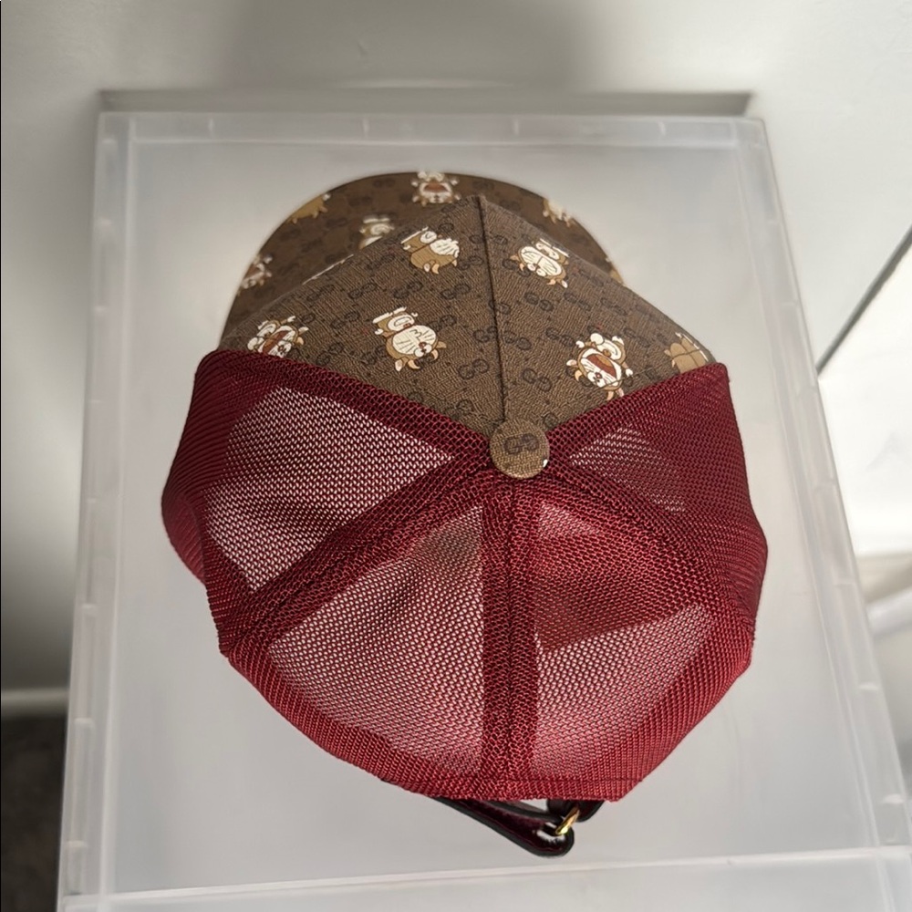 GUCCI X DORAEMON MEN'S LIMITED EDITION BROWN/BURGUNDY BASEBALL HAT - Picture 4 of 11